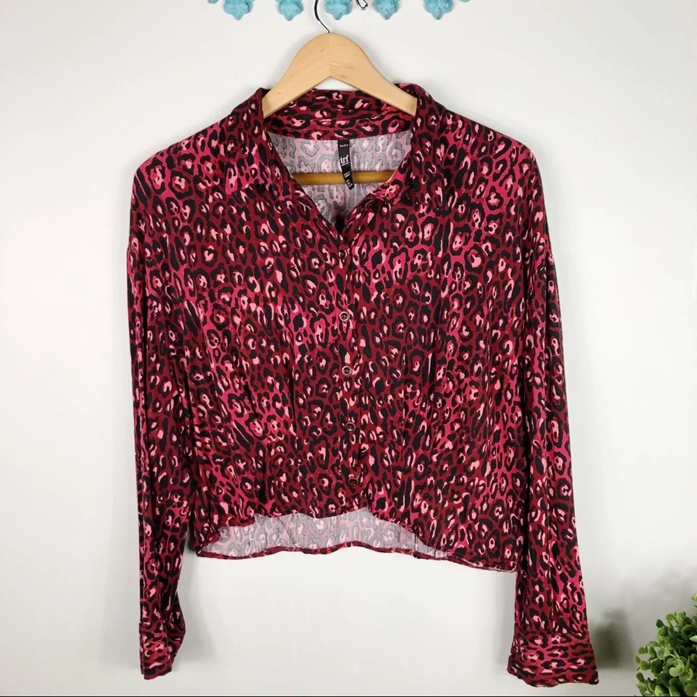 Zara Animal Print Cropped Button Down - Picture 2 of 4